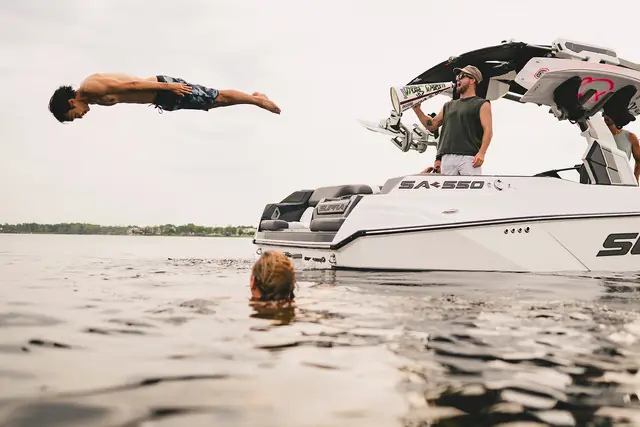 2027 Supra SA on the water, manufacturer model image